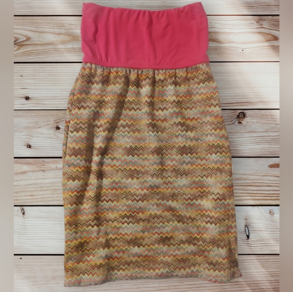Chevron Strapless Dress with pockets